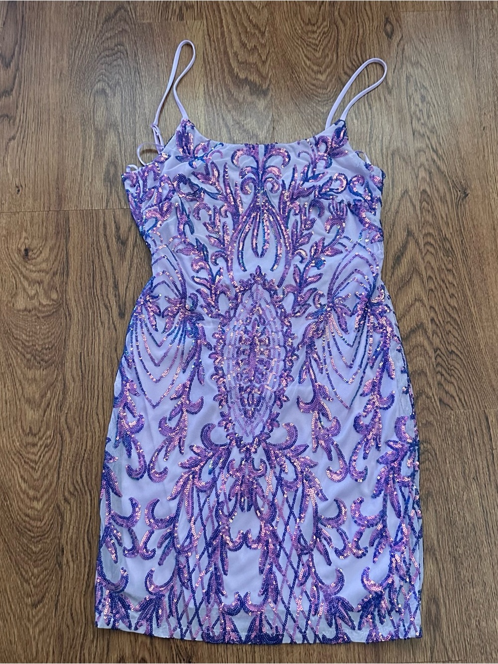 Crystal Sky Lilac Sequin Embellished Bodycon Dress size medium sleeveless